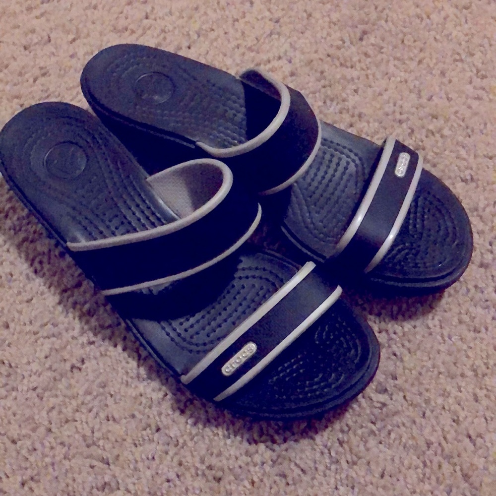 Croc Sandals Woman’s Size 7 Like New